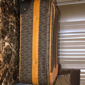 Michael Kors Suite Case